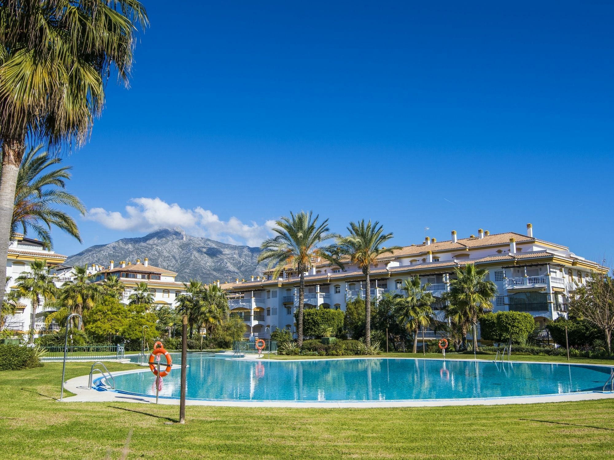 Dama De Noche Playground Apartment Marbella Exterior foto